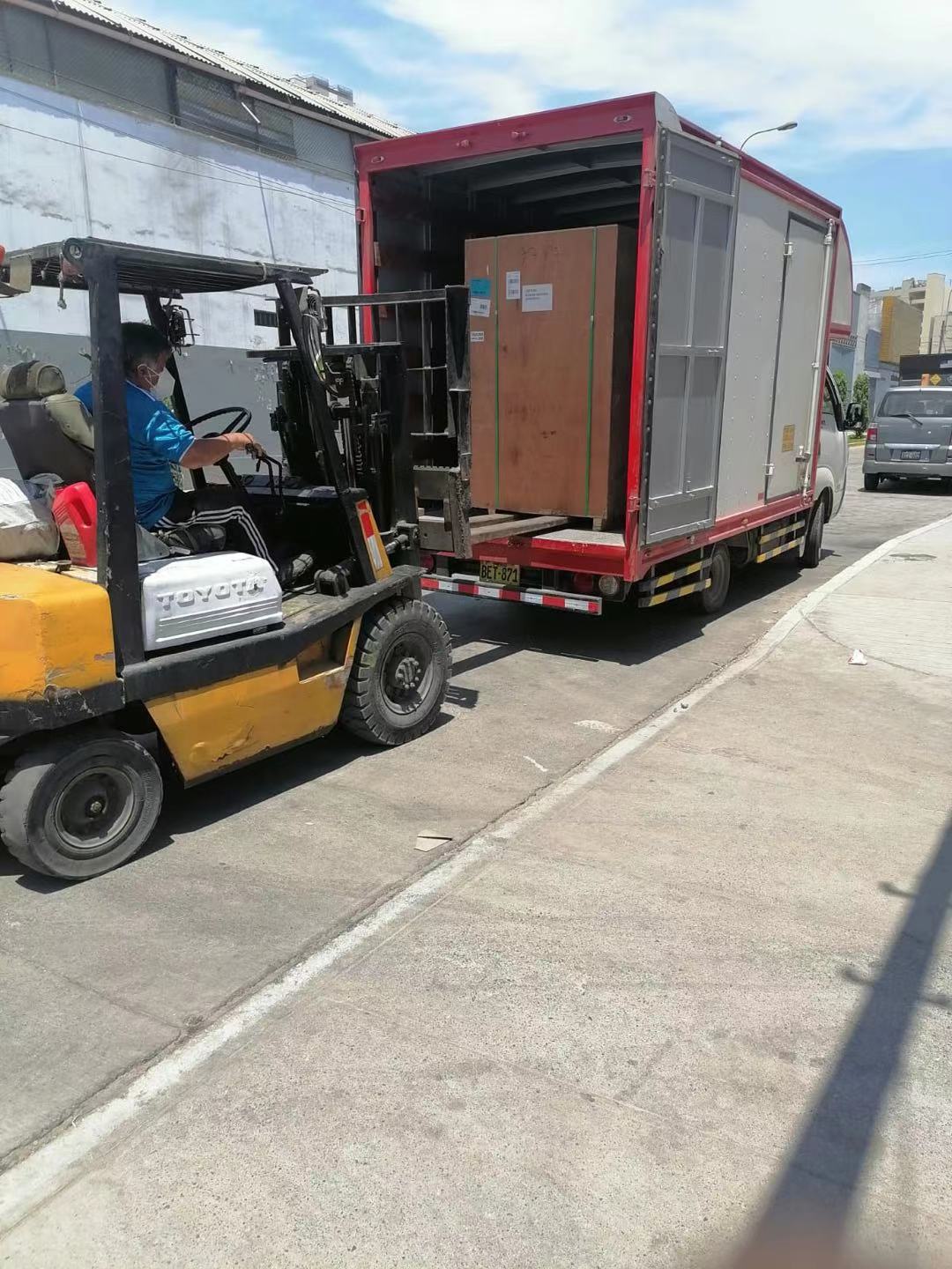 Peruvian customer feedback after receiving the round bending machine RBM50 HRBM65HV